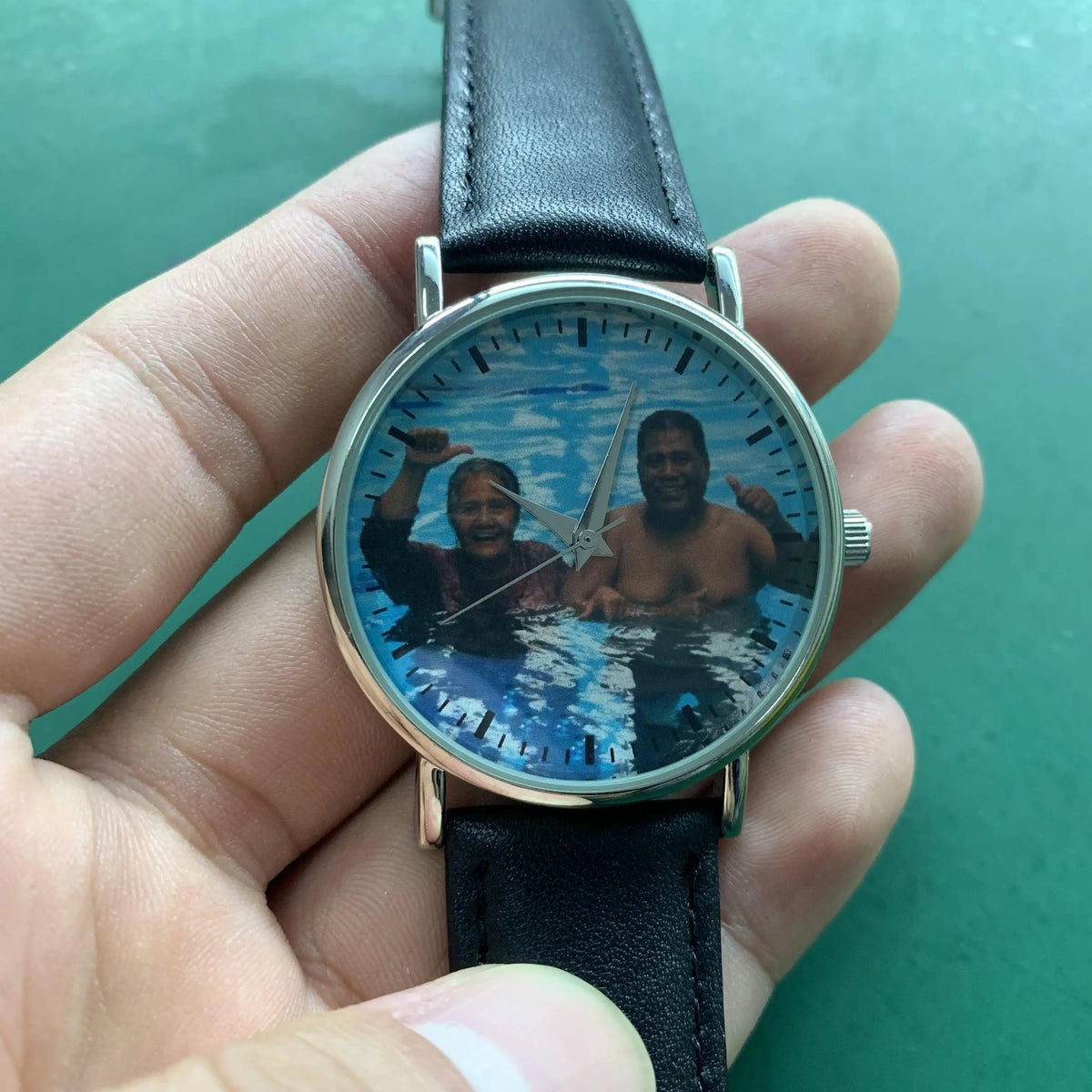 Personalized Photo Men's Quartz Watch – Custom Genuine Leather Strap Wristwatch with Gold Bezel