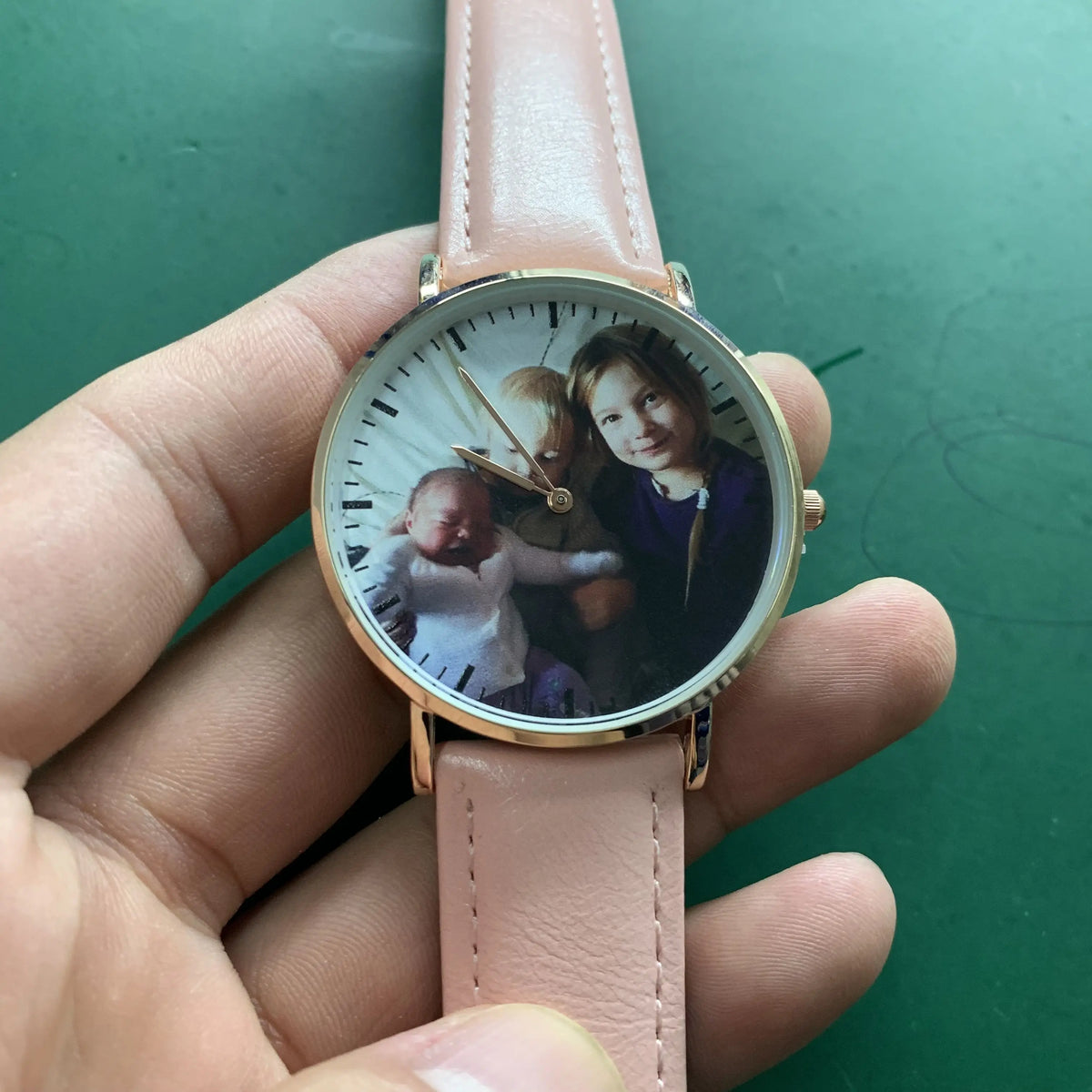 Personalized Photo Men's Quartz Watch – Custom Genuine Leather Strap Wristwatch with Gold Bezel