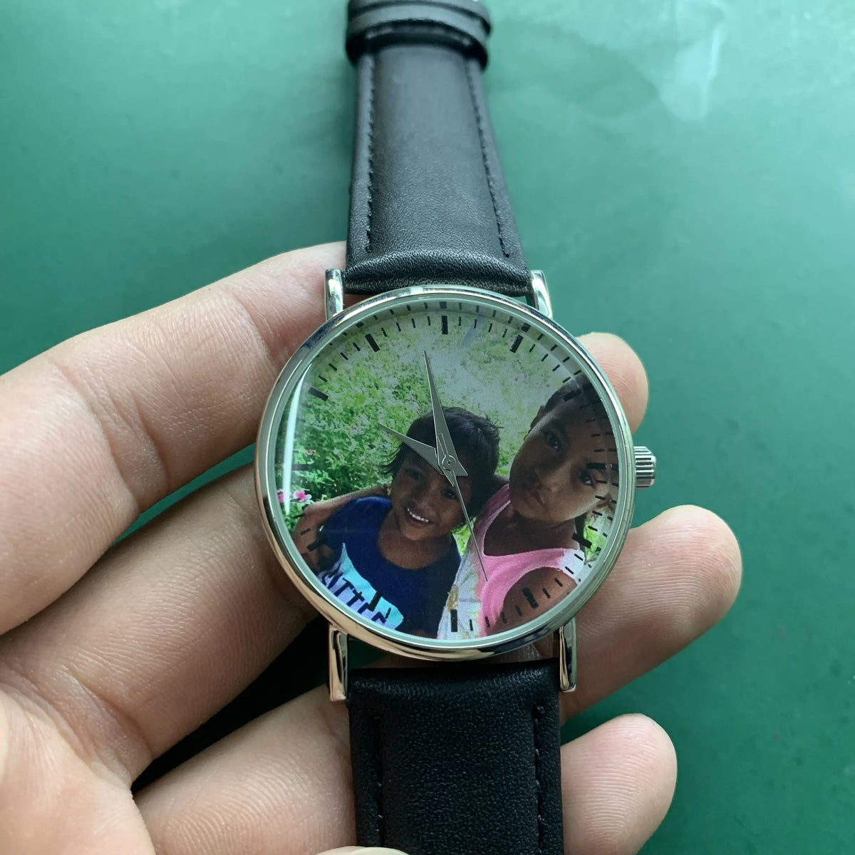 Personalized Photo Men's Quartz Watch – Custom Genuine Leather Strap Wristwatch with Gold Bezel