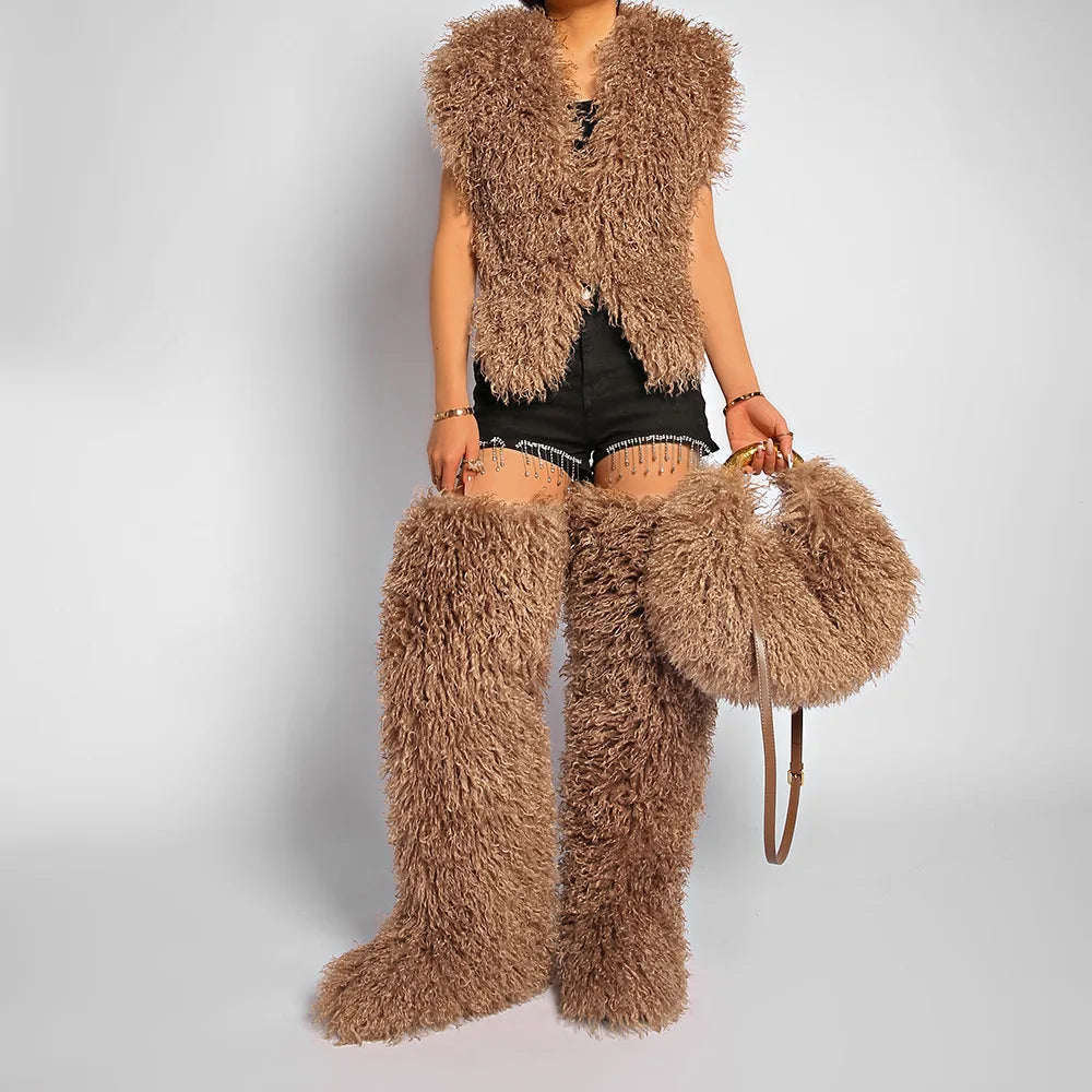 Luxury Faux Shearling Fluffy Cloud Handbag – Chic Curly Plush Crossbody Bag with Hammered Gold Top Handle