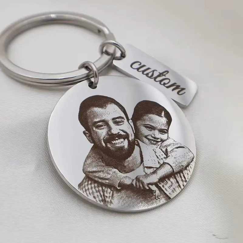 Custom Photo Engraved Stainless Steel Keychain – Personalized Picture & Text Memorial Keepsake Ring for Father's Day, Birthdays, and Anniversaries